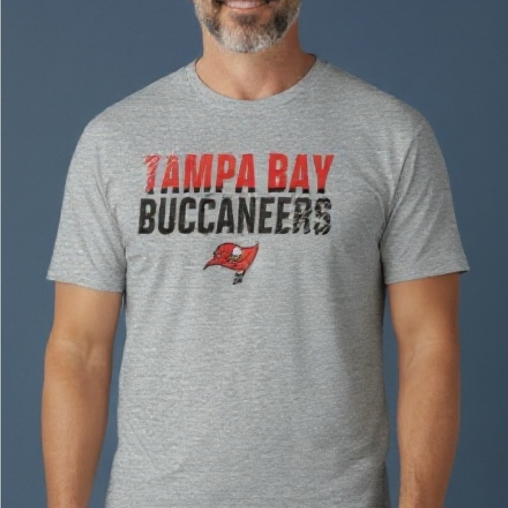 Fanatics Tampa Bay Buccaneers Iconic Collection Fade Out Gray T-Shirt